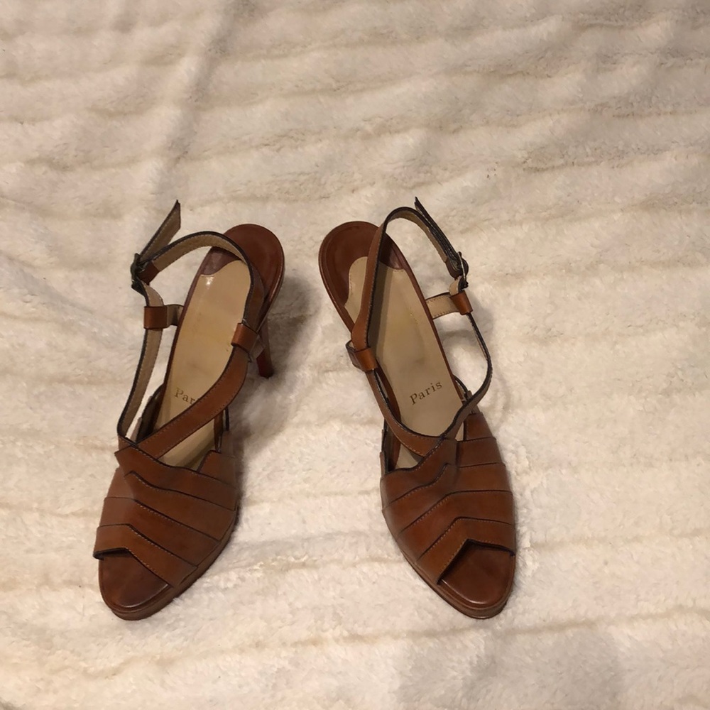 Authentic Christian Louboutin tan leather peel toe heels
